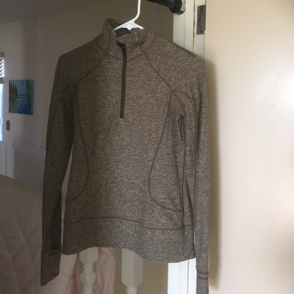 Lululemon 1/4 zip sweatshirt